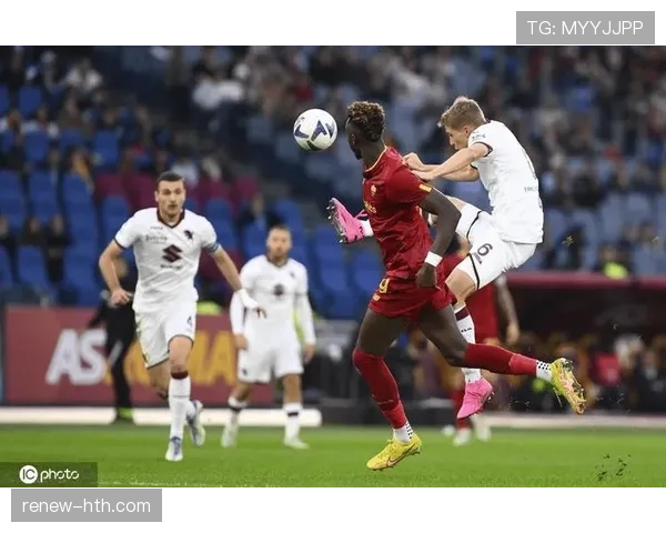 都灵防线再显神勇,稳健表现铸就精彩防守篇章 都灵防线再显神勇,稳健表现铸就精彩防守篇章