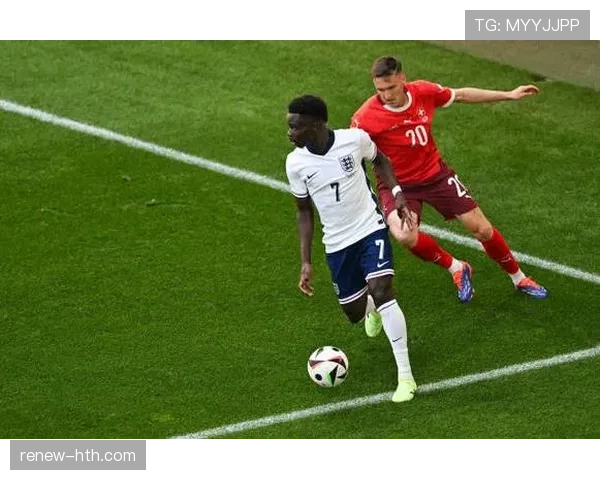 萨卡vs帕尔默 边路位置竞争适配性与竞争力差距分析 萨卡vs帕尔默 边路位置竞争适配性与竞争力差距分析